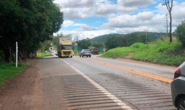 Perigo constante à espera de obras no trevo de Santanense