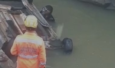 ACIDENTE 1 - Carro sai da pista  e cai no “poção”