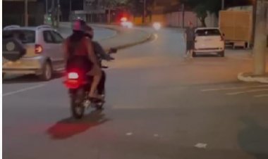 Motoqueiro inabilitado é preso por direção perigosa