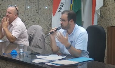CÂMARA - Alexandre Campos presta  contas do mandato de presidente