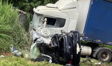 Mulher morre em acidente grave na MG-050 na altura da Várzea da Olaria