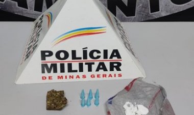 Droga escondida no registro de água