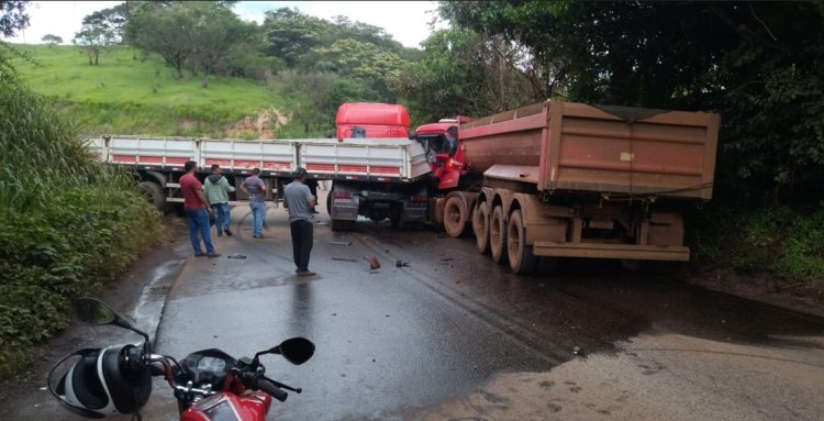 Itaunense morre em acidente de carretas em Betim