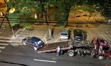 “Sacanagem”: rebocaram o veículo à noite,  na Quarta-Feira de Cinzas