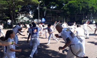 CRESCIMENTO - Itaúna sediou “Mais  Dendê na Capoeira”