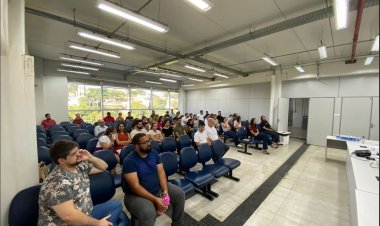 ABERTURA NECESSÁRIA - Profissionais da construção civil cobram Prefeitura