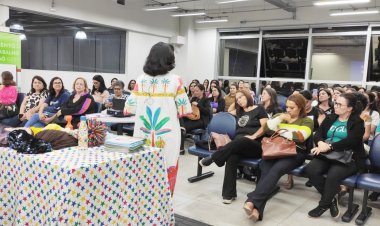 Palestra reforça poder da “contação de histórias”