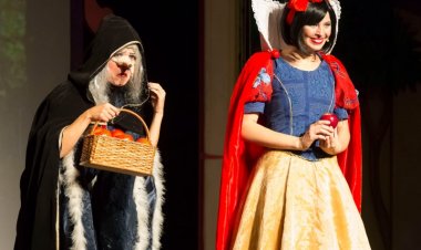 Branca de Neve é o  espetáculo deste domingo