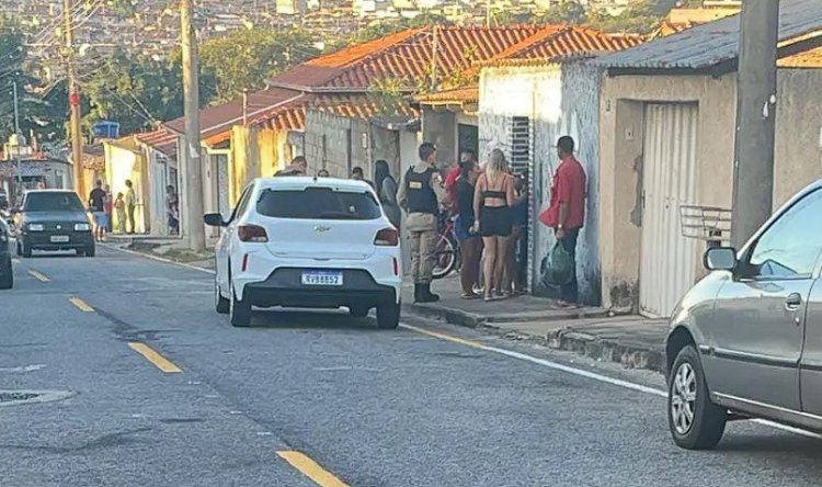 Homem de 23 anos é baleado em comércio no Cidade Nova