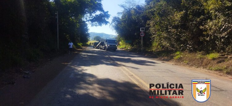 Crossfox bate na traseira de Ford Ka que diminuiu a velocidade ao passar por radar na MG-431