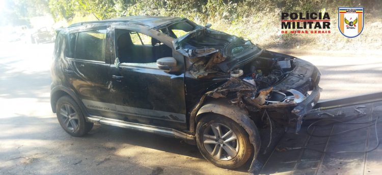 Crossfox bate na traseira de Ford Ka que diminuiu a velocidade ao passar por radar na MG-431