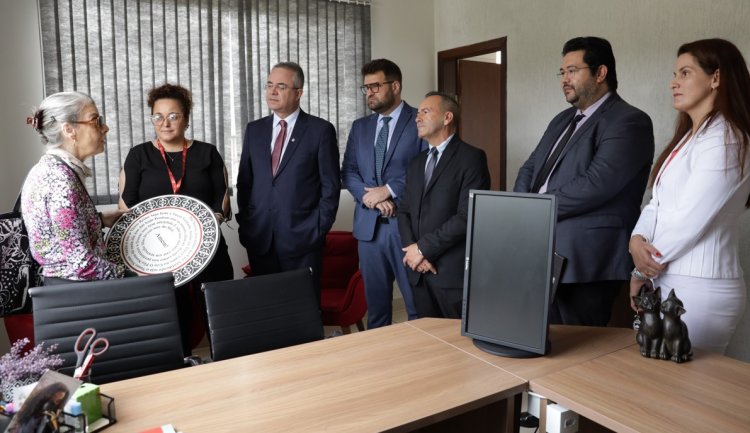 Ministra do Supremo, Carmem Lúcia, visita APACs em Itaúna
