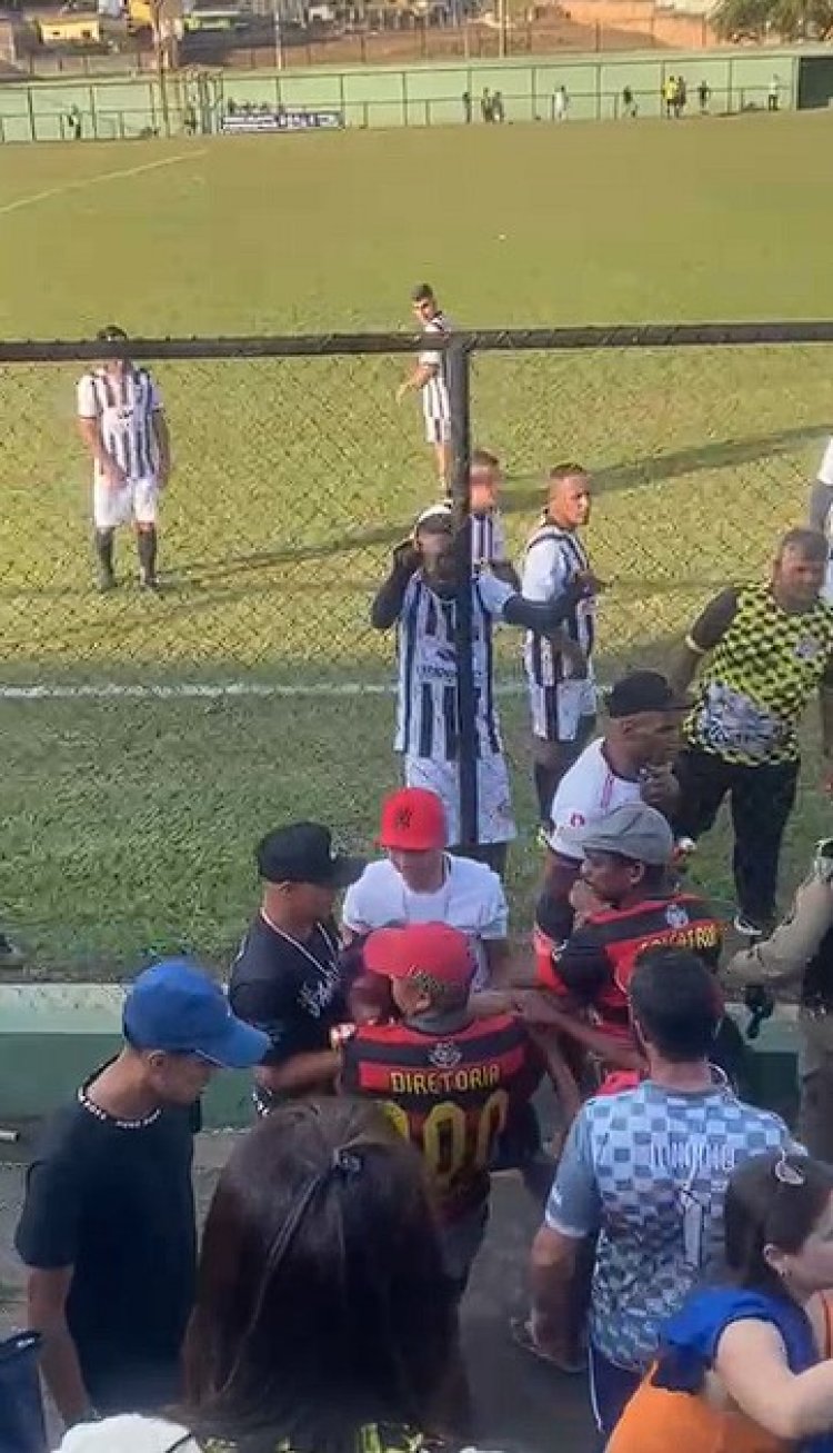 PM usa cacetete, bala de borracha e spray de pimenta para “espalhar” confusão em campo de futebol