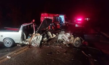 Homem morre em batida de Saveiro com Santana