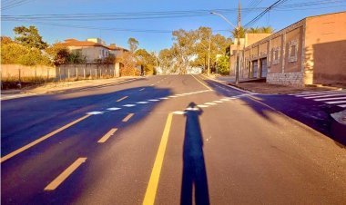 Prefeitura divulga ciclovia e depois “corrige” para canteiro central