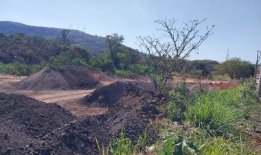 POEIRA E BARULHO NA RETA DE SANTANENSE...
