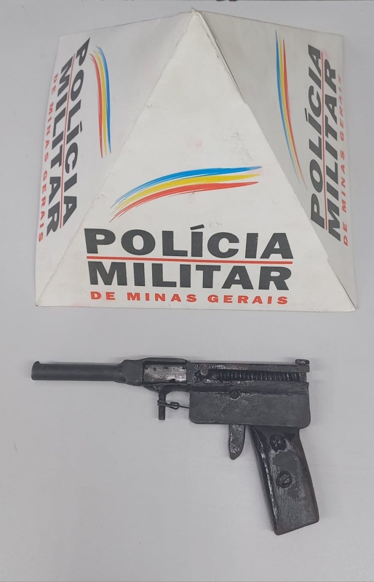 Homens detidos com arma artesanal