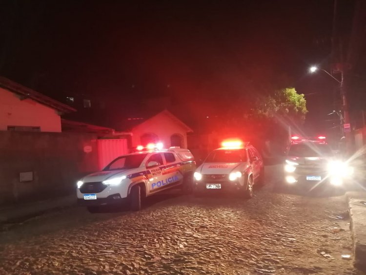 Um maior e dois menores espalham terror na noite itaunense