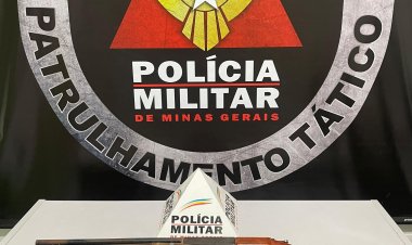PM prende dois jovens envolvidos no tráfico de drogas