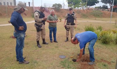 VANDALISMO - Furto de fiação elétrica de praça do Bairro Aeroporto