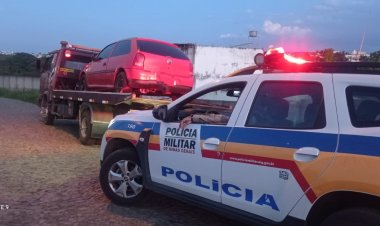 Veículo furtado é localizado