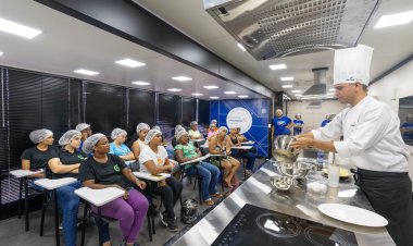Sistema Fecomércio MG “Na Rua” chega a Itaúna