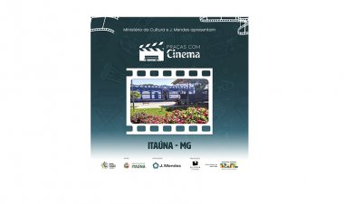 Cinema ao ar livre na Praça da Estação