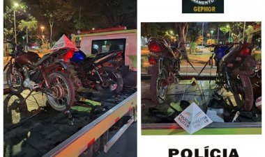 Motoqueiros fogem da Polícia  e são perseguidos no Centro