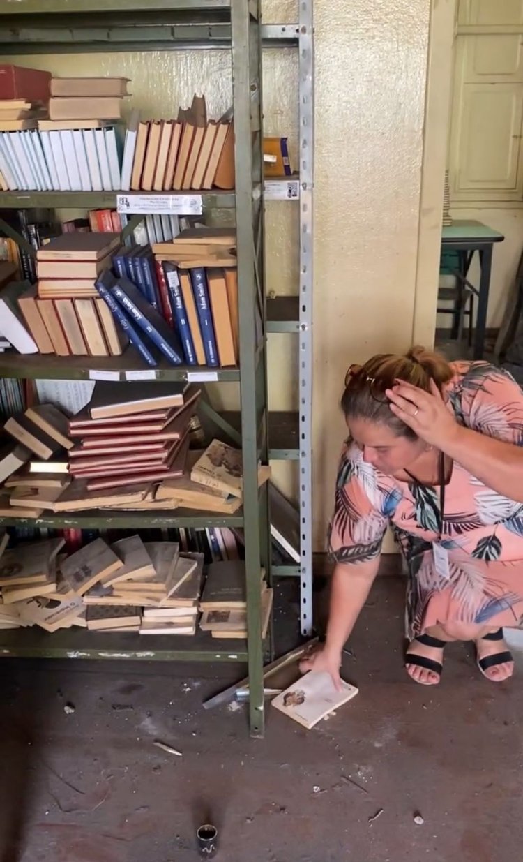 Vereadora denuncia estado de calamidade da Biblioteca Pública de Itaúna