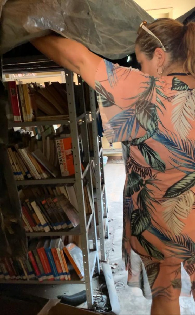 Vereadora denuncia estado de calamidade da Biblioteca Pública de Itaúna