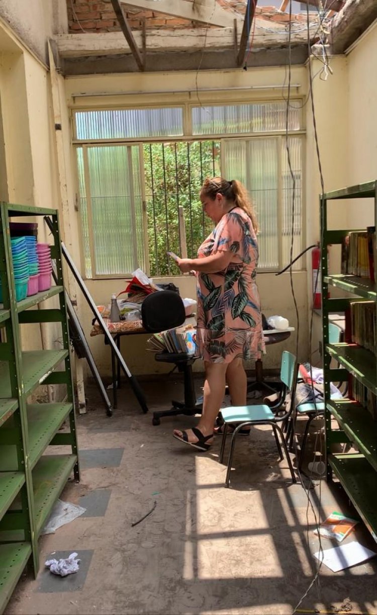Vereadora denuncia estado de calamidade da Biblioteca Pública de Itaúna