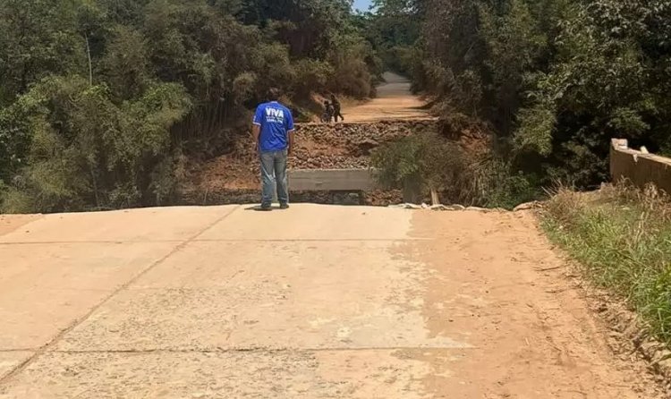Ponte cai na MG-430 entre Divinópolis e Igaratinga