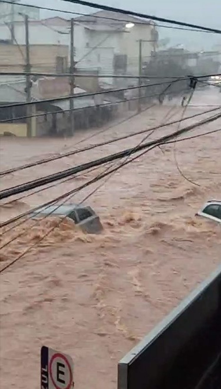 Chuva do caos em Itaúna: 40 minutos de tempestade para a cidade!
