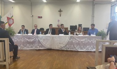 Presidente da APAC recebe medalha no Fórum de Itaúna