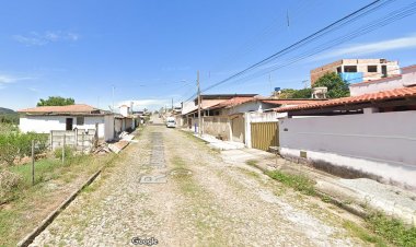 SAMU atende a homem ferido por ‘arma branca’ no Bairro Itaunense II