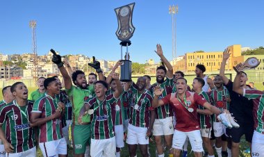 Souza Moreira vence o Amador na Primeira Divisão