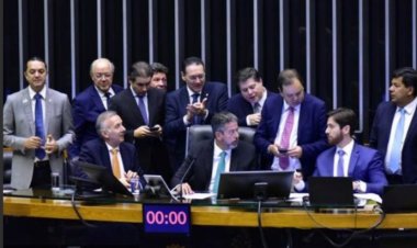 Governo comemora aprovação após três décadas de tentativas