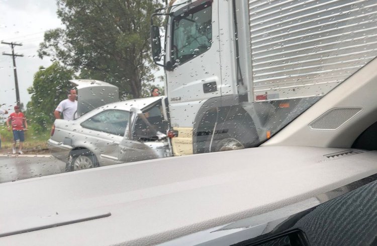 Dois  acidente são registrados em Itaúna nos trevos de Santanense e da Universidade