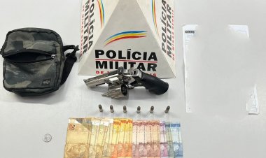 Motoqueiro e carona fogem da PM