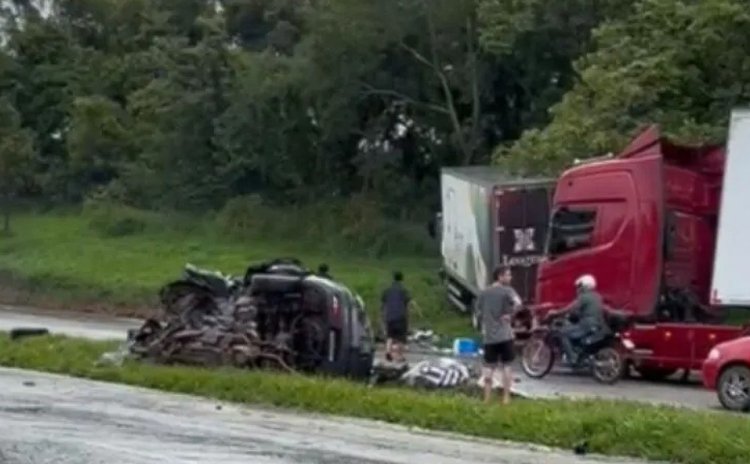 Grave acidente causa morte de casal itaunense na Fernão Dias