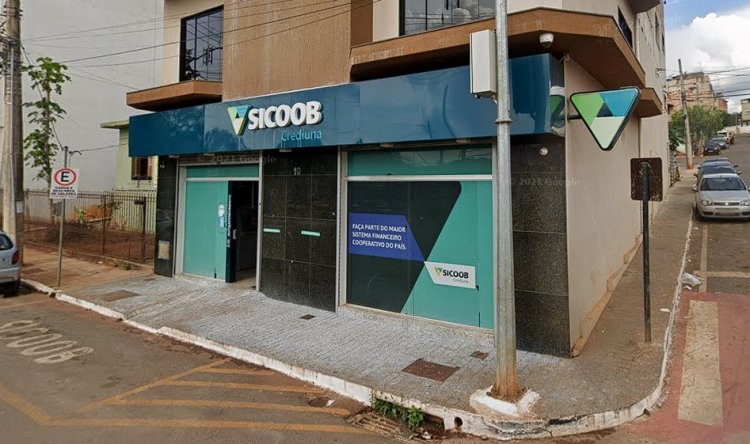 Bandidos sequestram funcionária do Sicoob para roubar agência