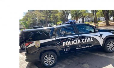 Esfaqueia o ex-namorado por ciúmes