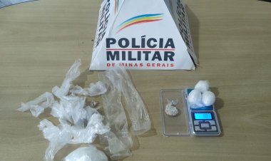 TRÁFICO DE DROGAS - PM apreende cocaínas no Santa Edwiges