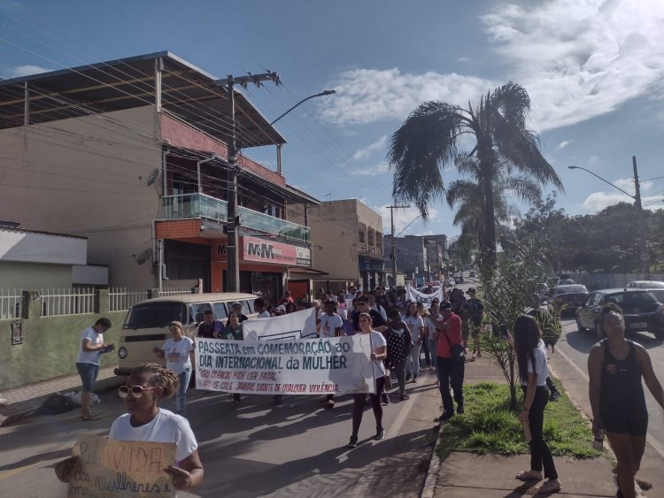 Conscientização no combate à violência contra a mulher