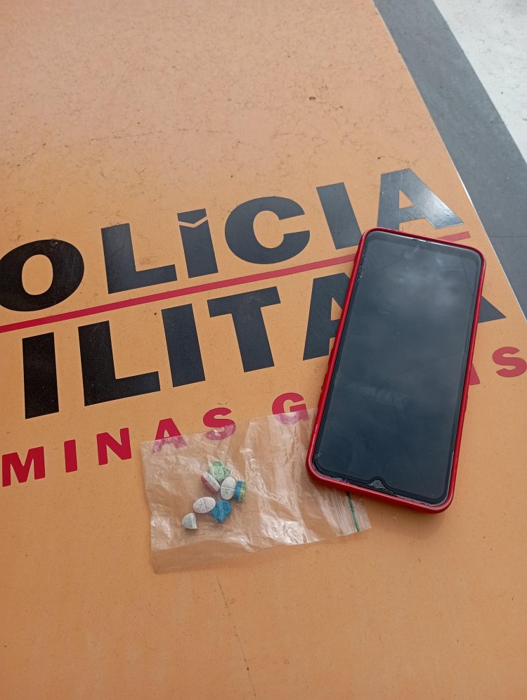 MG-431 - Homem é preso com comprimidos de Ecstasy