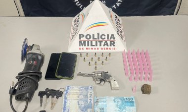 PM recupera duas motos e apreende arma