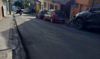 Obras de asfalto geram despesas e descontentamento em Itaúna