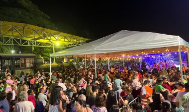 NATAL - Papai Noel chegará de trem no dia 5