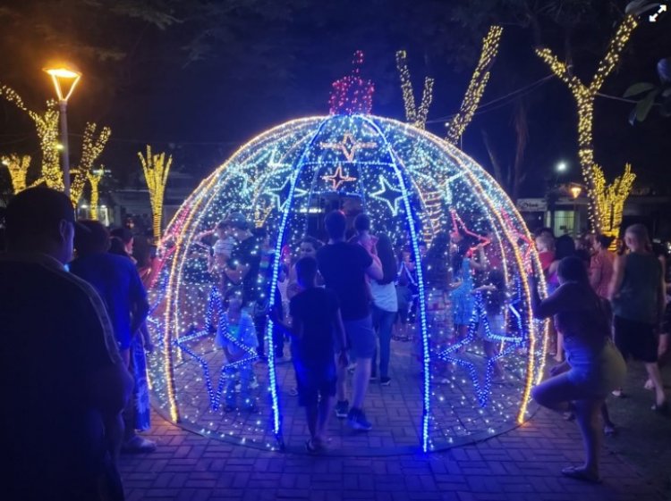 Luzes de Natal serão acesas no domingo, 24, em Itaúna