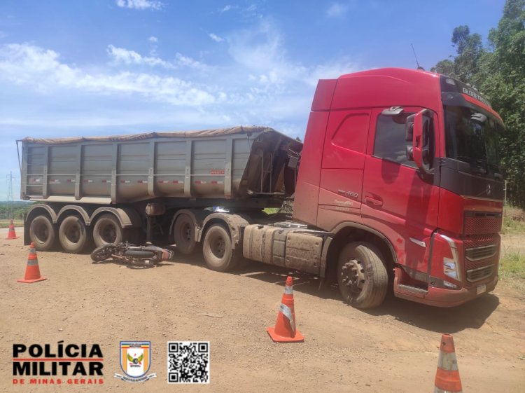 Moto bate em carreta e motoqueiro morre, na MG-050 em Itaúna